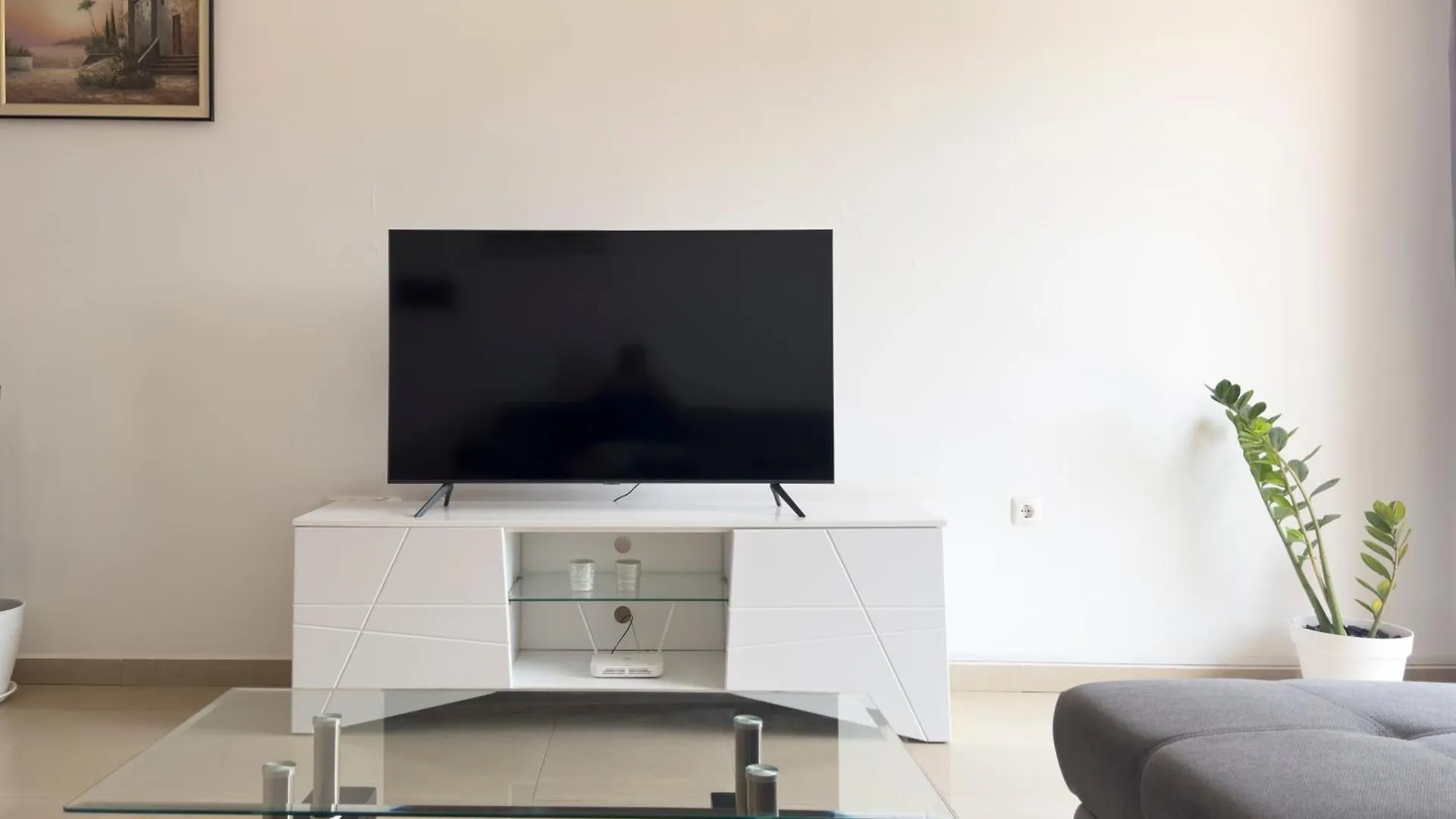 Apartment 3 Bedroom Apt, Free Wifi & Ac, Cidadela - Lcgr Praia
