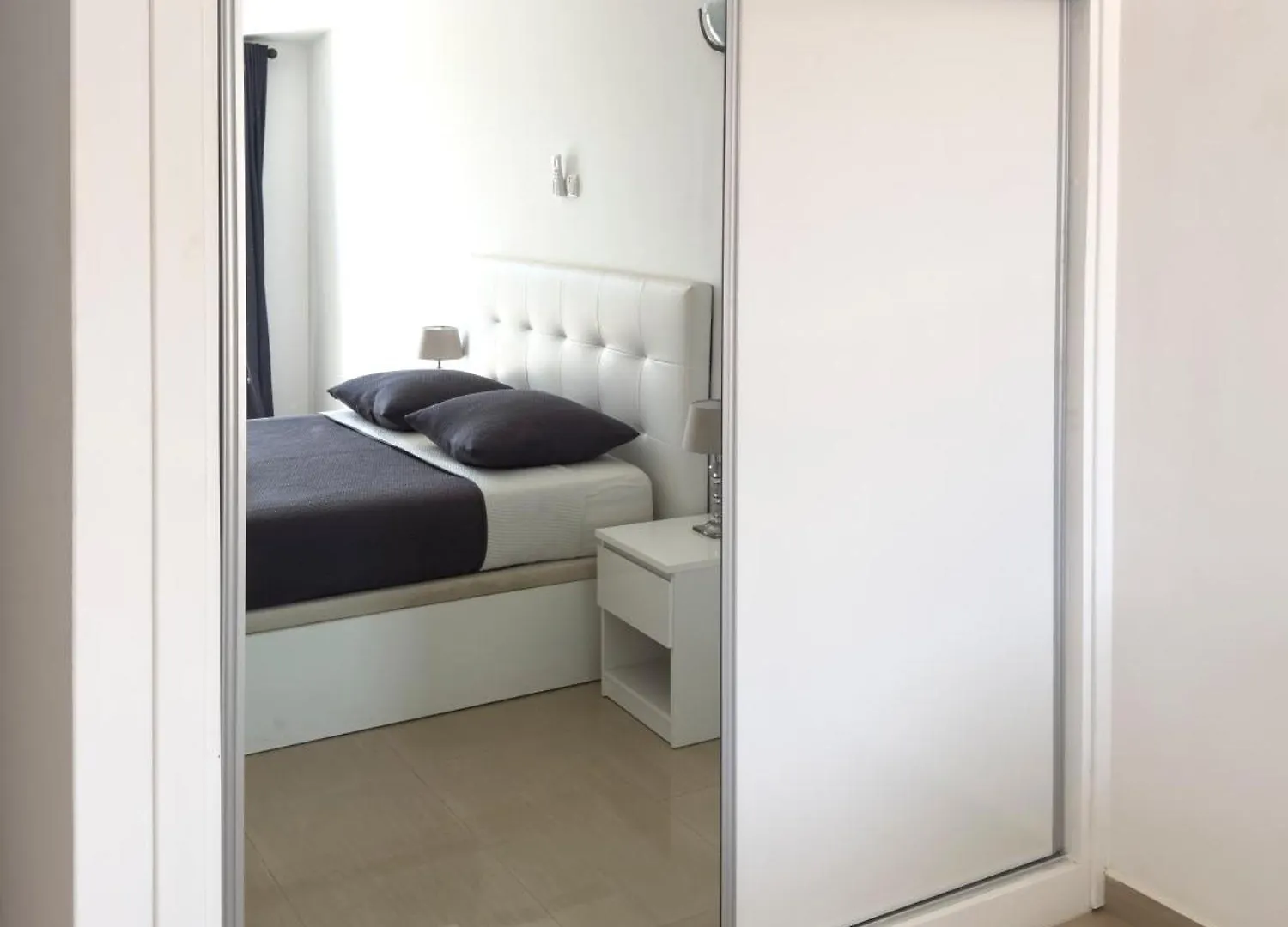 3 Bedroom Apt, Free Wifi & Ac, Cidadela - Lcgr Praia 0*,  Cape Verde